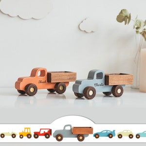 Sammeln Holz Name Autos Sensorisches Spielzeug für Kleinkinder Baby Geburtstagsgeschenk Holz LKW Spielzeug personalisiertes Geschenk für Kinder erstes Weihnachten benutzerdefiniertes Spielzeug