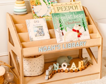 Holzbuchaufbewahrung für Kinder, Minimalistische Kindermöbel, personalisierte Holzbuchanzeige, Babyzimmerdekor, benutzerdefinierte Kindernamenbibliothek