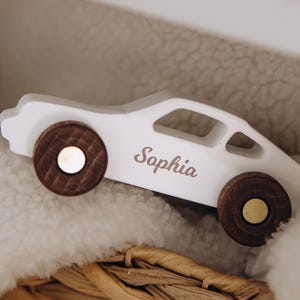 Personalized Cars With Names Wooden Toy Car for Toddlers Baby Shower Gift Sensory Montessori Toy Baby Boy Gift Set of 1 3 5 Colored Cars