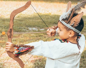 Traditional Wooden Bow and Arrow Set for Kids -  Easter Present -  Gift for Boys - Modern Archery - Personalized Bow - Eco Wooden Gifts