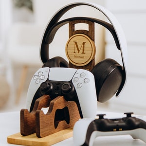 Valentines Day Gift for Boyfriend Personalized Gaming Controller Stand Husband Valentines Gift Wood Anniversary Gift for Man Gamer Gifts
