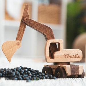 Wooden Excavator Toy Personalized Wooden Construction Vehicles Toys First Christmas Eco Friendly Toys Outdoor Toddler Toy 1st Birthday Gifts