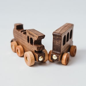 Nombre del tren personalizado con imanes regalo de Navidad niño juguete de madera cumpleaños niño baby shower bautismo regalo recién nacido recuerdo regalo Pascua imagen 4