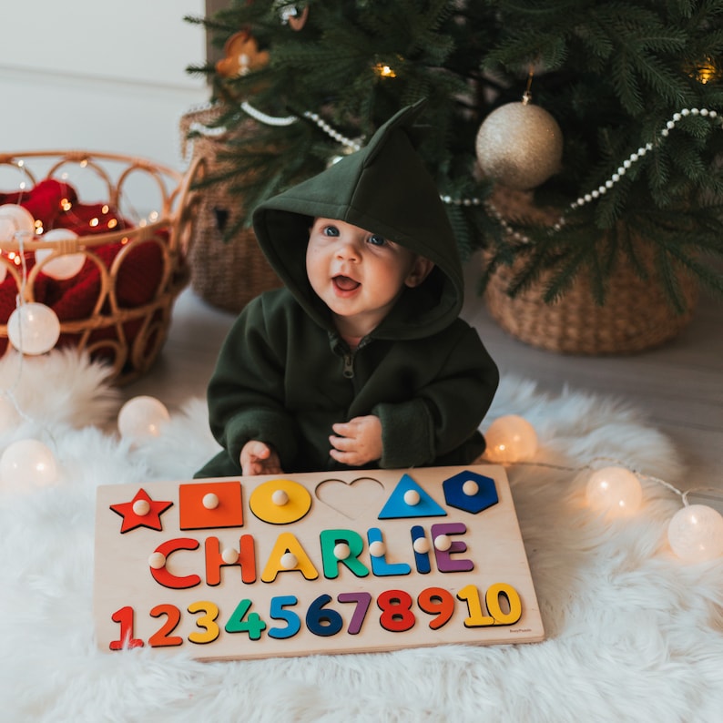 Tableau de calcul Montessori personnalisé, nom de bébé casse-tête, cadeau d'anniversaire unique pour garçon et fille, première Pâques pour tout-petit, formes et chiffres en bois image 7