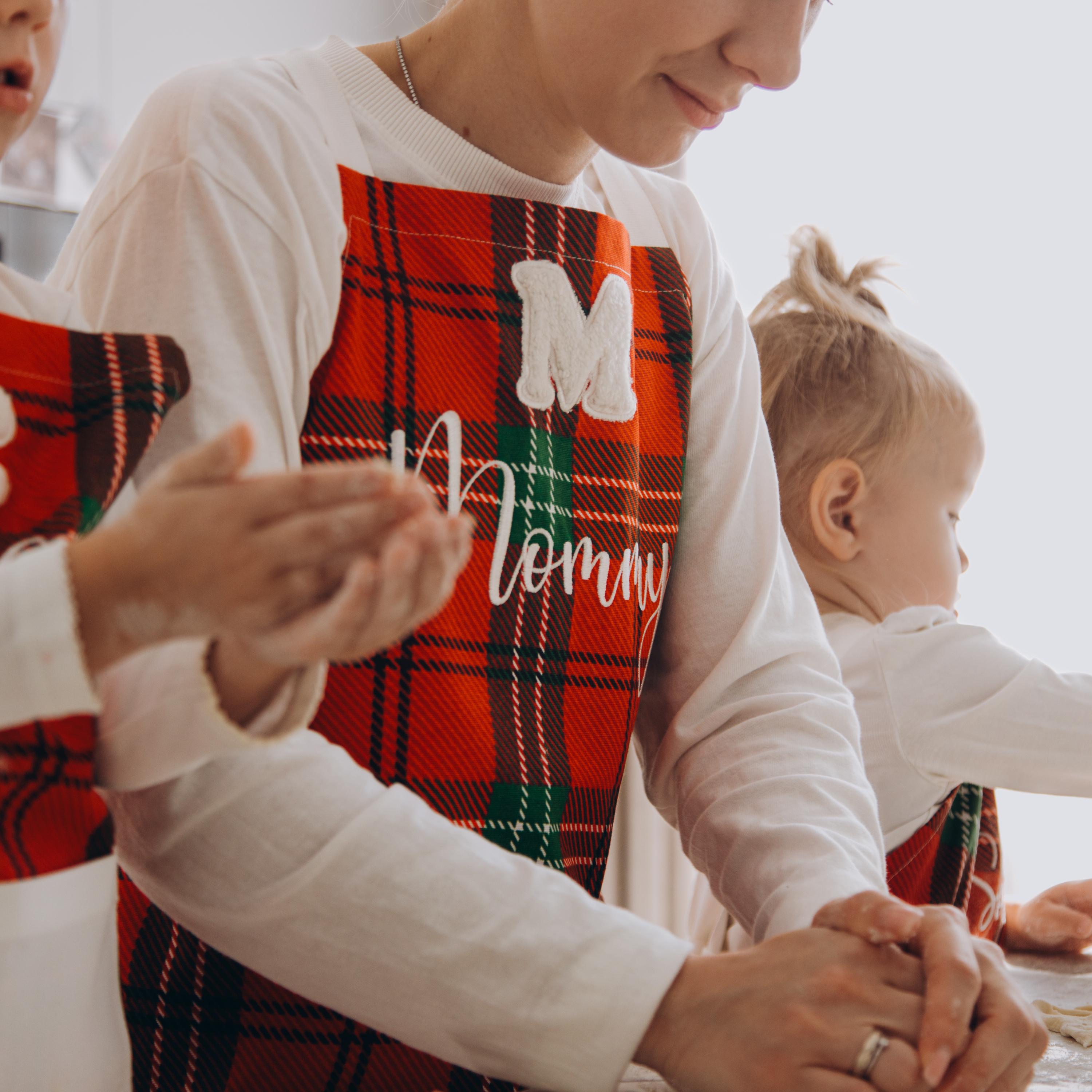 Matching Christmas Aprons Mom and Daughter Gift Personalized Aprons Embroidered Kitchen Aprons Custom Cooking Gifts Kids And Baby Clothing