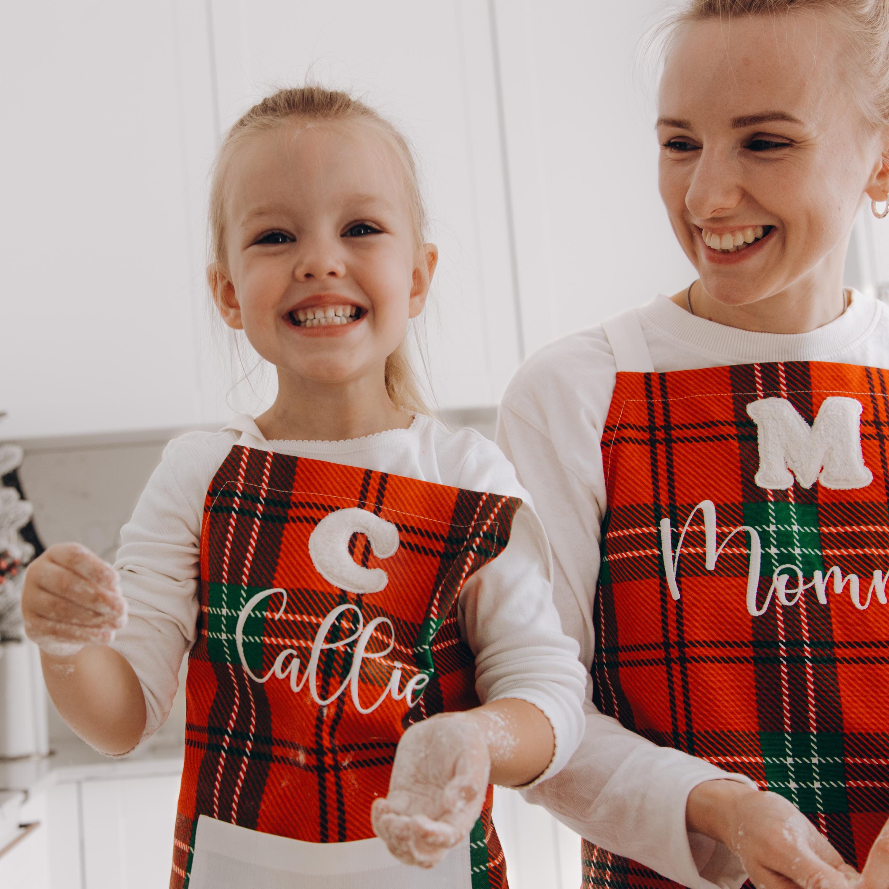Matching Christmas Aprons Mom and Daughter Gift Personalized Aprons Embroidered Kitchen Aprons Custom Cooking Gifts Kids And Baby Clothing