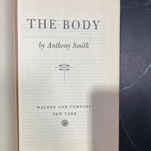 the body book, by anthony smith, 1968 Hardcover RARE-R70-B7-E_2