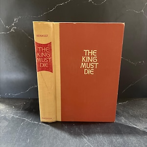 the king must die book, by Mary Renault, 1958 Hardcover RARE-R65-B8-D_114