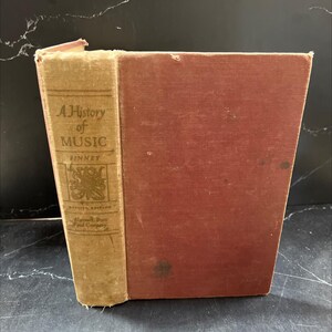 a history of music book, by Theodore M. Finney, 1947 Hardcover, Vintage, Heavily Used RARE-R71-B7-G_64