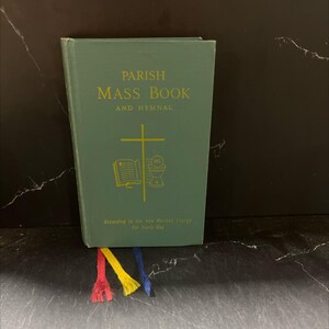 parish mass book and hymnal people&#39;s parts of holy mass for every day of the year arranged for congregational RARE-R67-B7-C_114