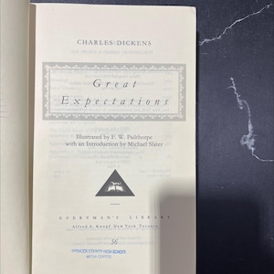 great expectations book, by charles dickens, 1992 Hardcover RARE-R70-B8-G_119