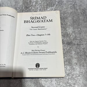 srimad bhagavatam second canto \&quot;the cosmic manifestation\&quot; book, by his divine grace a.c. bhaktivedanta swami RARE-R67-B8-B_105