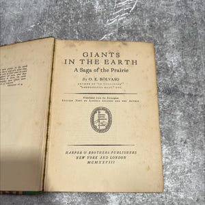 giants in the earth book, by O. E. Rölvaag, 1928 Hardcover RARE-R67-B8-B_143
