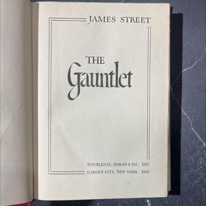 the gauntlet book, by james street, 1945 Hardcover RARE-R64-B8-F_6