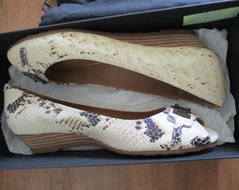 Vintage Brand New Marc JACOBS Open Toe Snakeskin Print Wedge Size 36 NOS & BOX