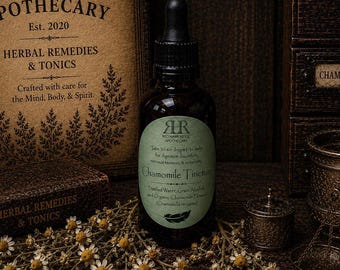 Chamomile Tincture: Herbal Supplement for Digestion & Tension