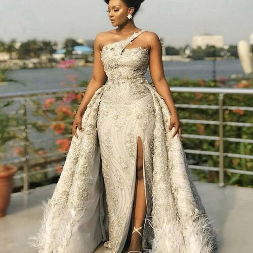 Women/ Lace Wedding Dress / African 