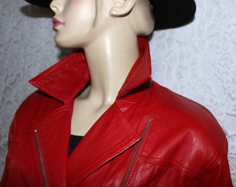 80s leather jacket EU/DE size. S 36 38 vintage red cult shoulder pads