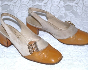 Sandales années 60 et 70, chaussures hippies, Slingbacks, taille EU/DE. 37 vintage mod cuir daim verni avec élément décoratif