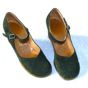 Jaren '70 suède wedges EU/DE maat. 37 37,5 hippie sandalen donkergroene riemschoenen 7 cm boho echte vintage afbeelding 2