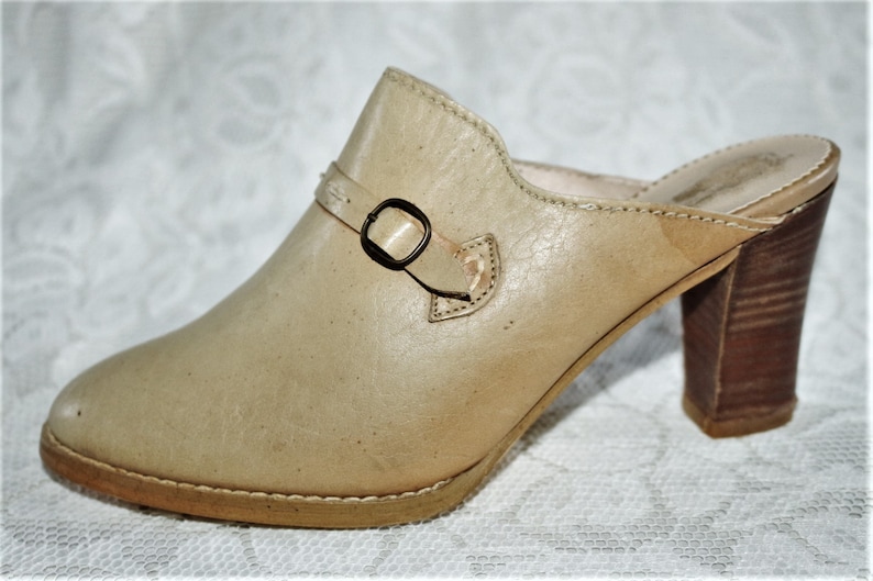hippie clogs