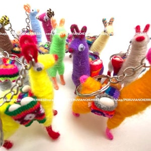 EXPRESS SHIPPING 5100 Llama Keychains, alpaca keyring bulk, mini alpaca, llama key chain, llama key chain, yarn keychain, handmade keychain PASTEL COLORS