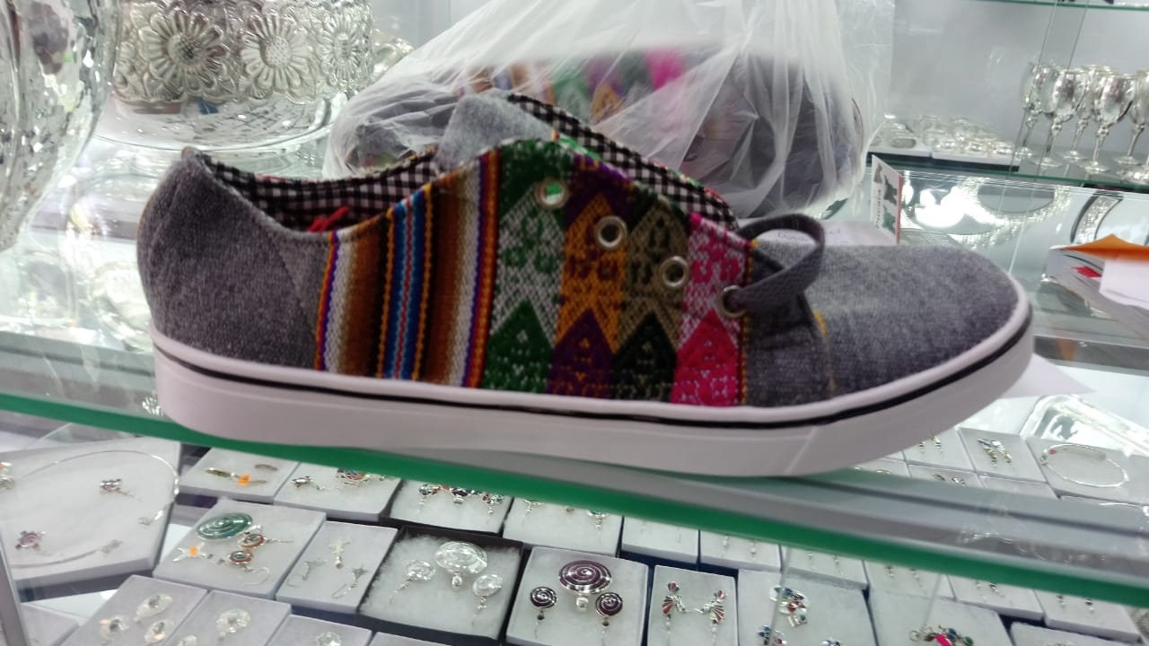 Sneakers Cat, Converse Style, Unisex, Peruvian Sneakers Manta