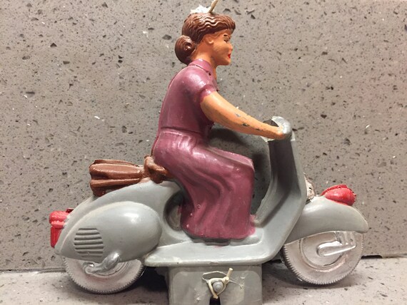 vespa scooter toy