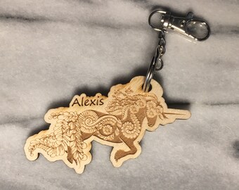 Unicorn gepersonaliseerde sleutelhanger, unicorn sleutelhanger, unicorn sleutelhanger, unicorn cadeau, groot cadeau, unicorn sleutelhanger, unicorn gegraveerde sleutelhanger