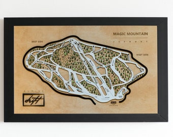 Mapa de esquí de Magic Mountain / Mapa de pistas de esquí de madera en capas / Arte de montaña de Vermont / Decoración de resorts mágicos / Arte mural para casas de esquí