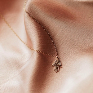 Hamsa Gold Filled Halskette, Hand der Fatima, Zierliche Charm Halskette, Hamsa Eye Halskette, Gold Eye Halskette, Schutz Anhänger Halskette, Geschenk