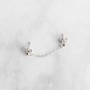 Double Piercing Earring Chain, 925 Silver Dainty Chain Double Stud Earring, Minimalist Earrings , Connected Chain Stud, 1 Ear 2 Piercings