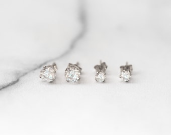 Men’s 925 Sterling Silver Diamond CZ Stud Earring, Simple Diamond Studs, Mens Single Earring Post, Unisex Tiny CZ Earring, 1 Earring Stud