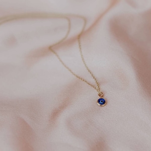 Evil Eye Halskette 14k Gold Filled, Blaues Evil Eye Anhänger Halskette, zierliche Charm Halskette, kleine Schutz Halskette, Geschenk für den besten Freund