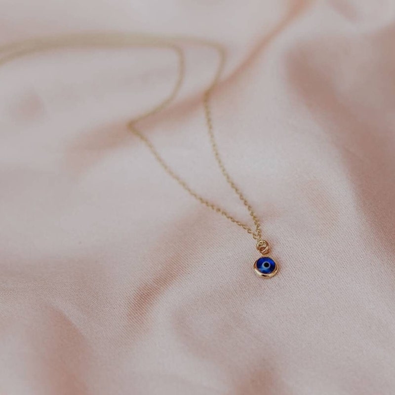 Collana Uomo In Acciaio Inox Con Ciondolo Occhio Di Vetro Blu E Stile Egiziano &ndash; Lunghezza 24 Pollici, Chiusura A Granchio, MOYOZZ