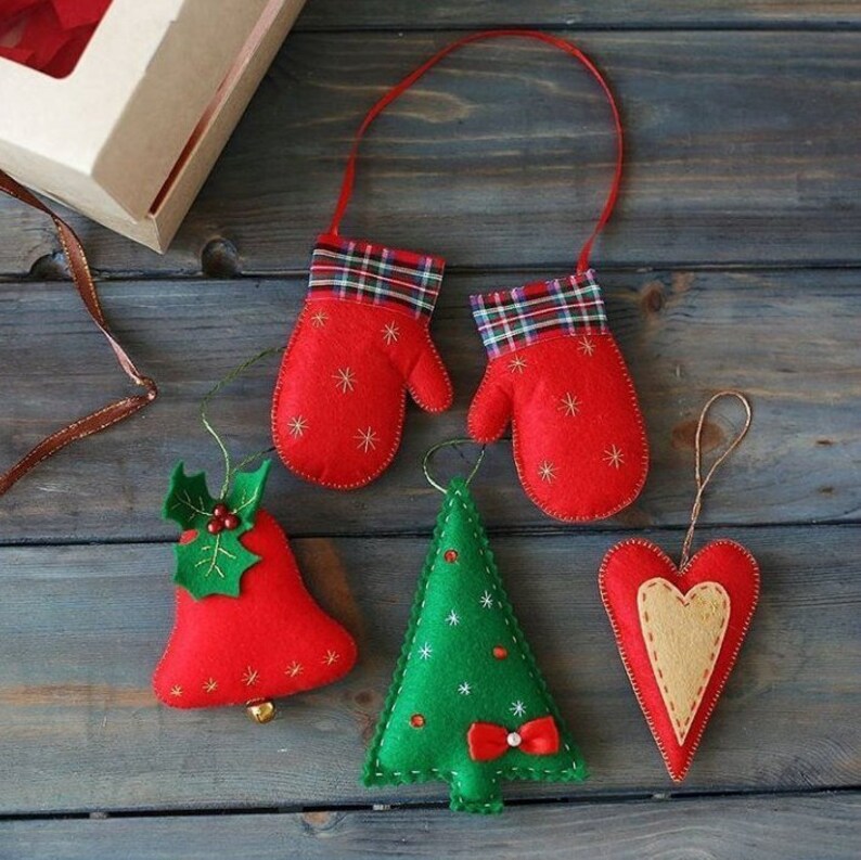 Christmas ornaments red christmas tree decorations green Decor set cute Christmas favors Christmas tree ornaments Gift for Christmas gift