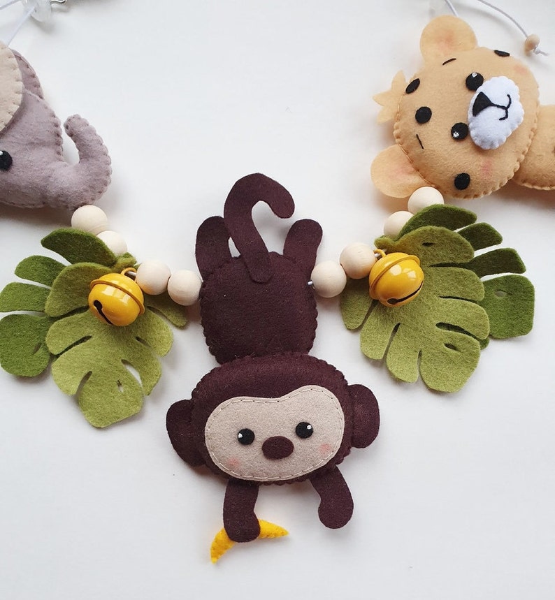 Safari stroller chain play toy buggy chain carriage baby toy animal safari garland mobile trailer stroller decoration baby rattle accessory