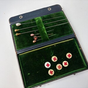 1910s 20s アメリカンレッドクロス ピンズ 30個セット ビンテージ Wwi Red Cross Pin - Etsy