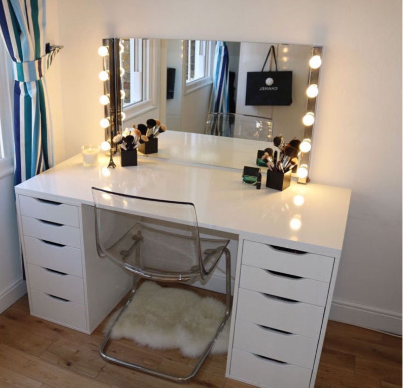 Custom Hollywood Glamour Vanity Lighted Mirror With Built In 10 Drawer Table 9 Storage Tower