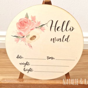 Hello world disc, birth announcement, wooden disc, newborn, sign, floral, watercolor