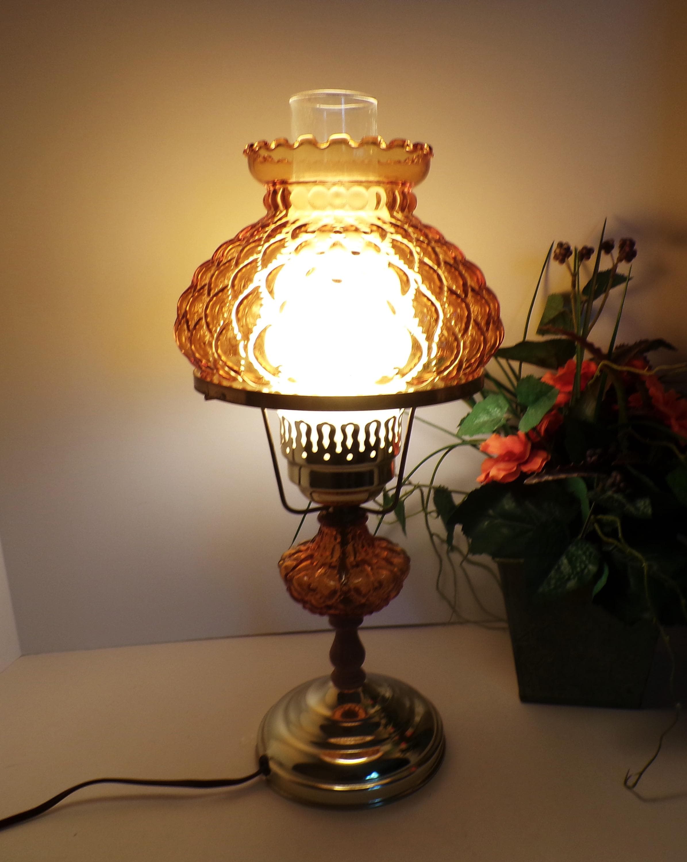 Vintage Amber Diamond Quilted Beaded Glass Lamp Light Shade