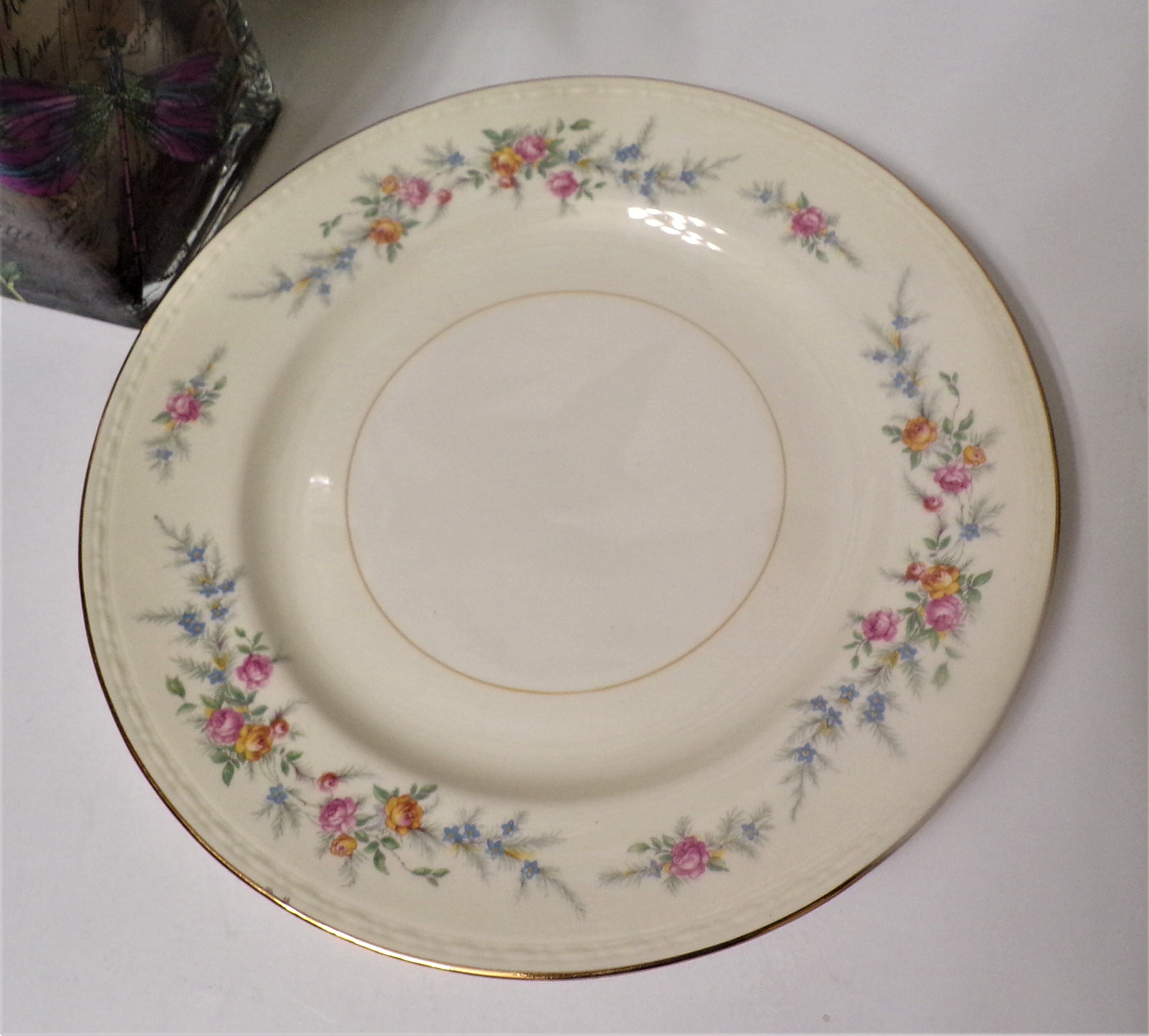 Homer Laughlin Georgian Eggshell 