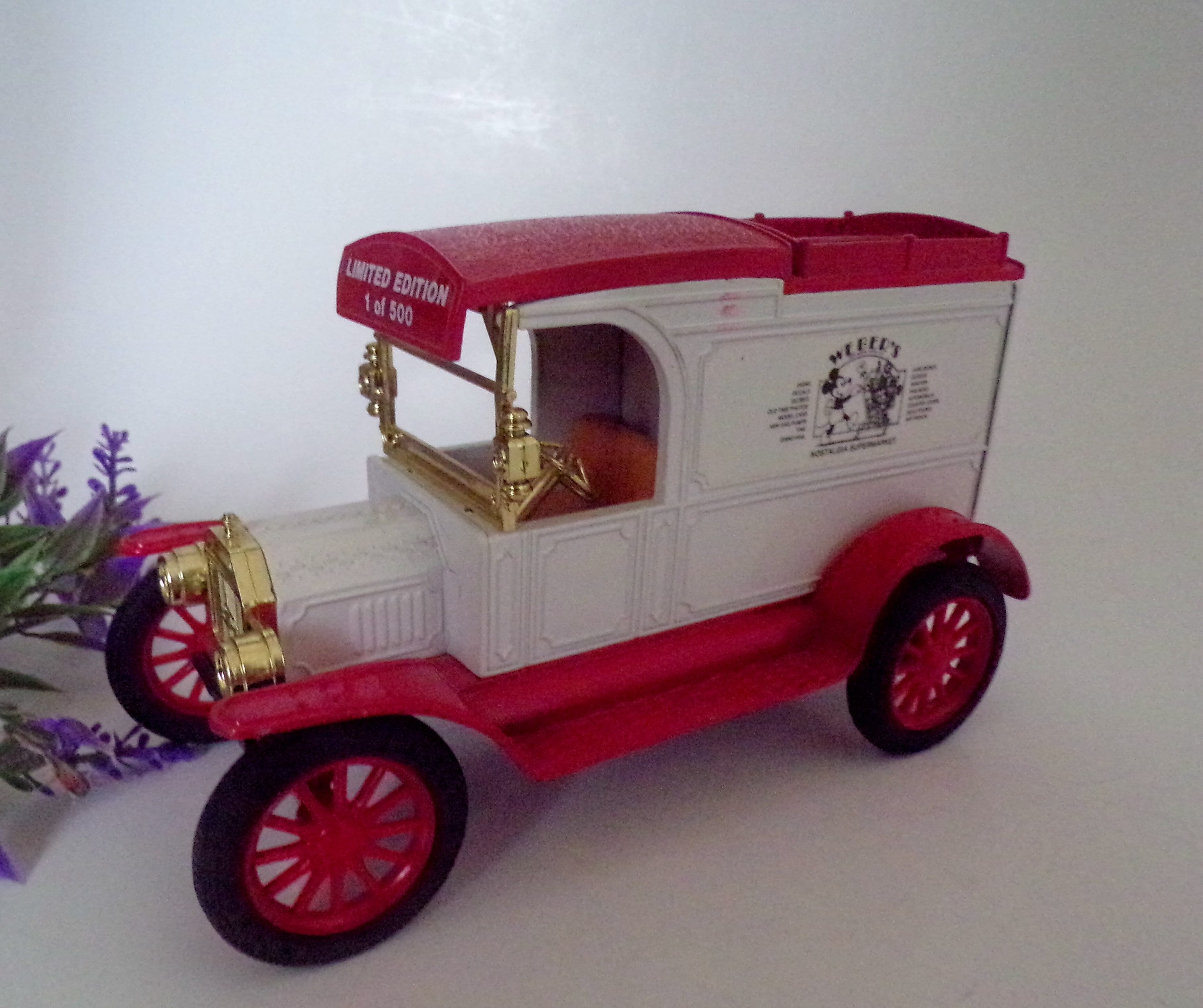 Ertl replica ford 1913 model t van bank hotsell