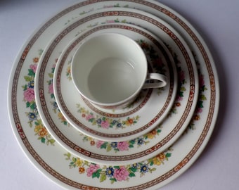 Vintage Coalport Flower of Tibet Fine Bone China 4-Piece Place Setting