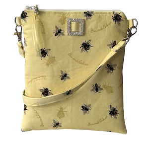 Bumble Bee Crossbody Bag, Spring, Purse, Bag, Shoulder Bag, Great Gift for Her, Mom, Daughter, Friend
