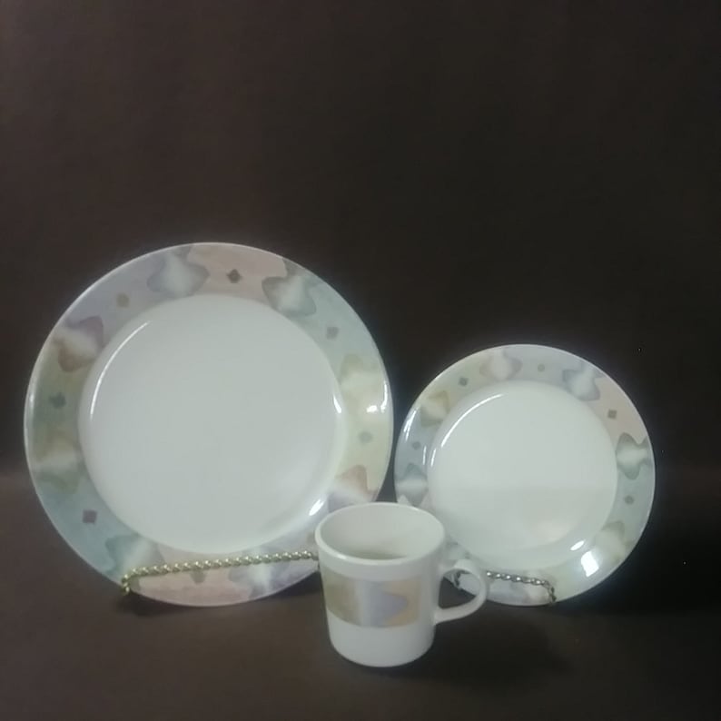 Vintage Corelle Mirage discontinued dinnerware. 3 piece Etsy