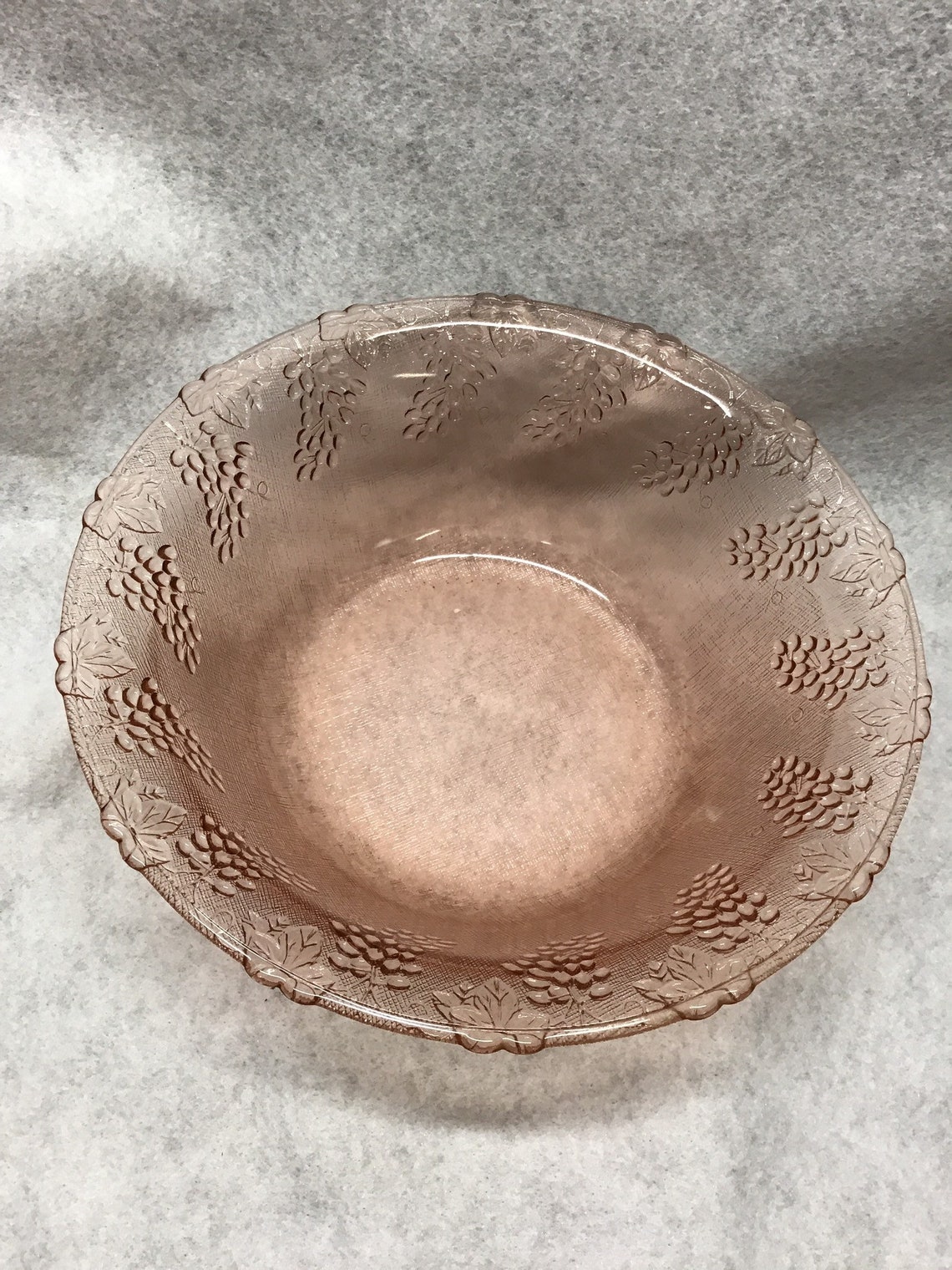Vintage large pink depression glass serving bowl. Grape Etsy