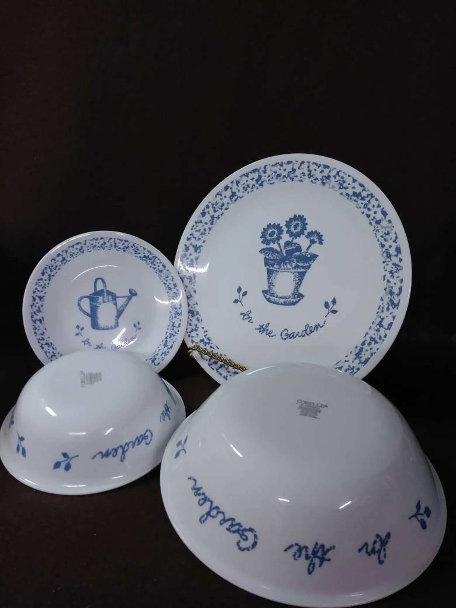 Vintage Corelle dishes. In the Garden pattern. 13 pieces Etsy