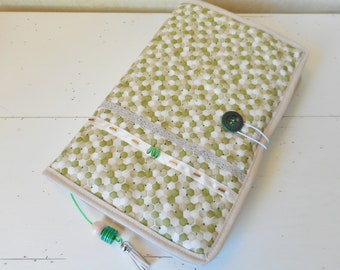Green fabric book cover or green protective cover for large format book 14 cm x 21 cm Handmade or mom birthday gift