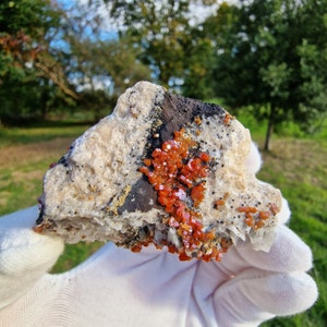 Vanadinite - Minerals - Healing crystals - Unique minerals - Moroccan Vanadinite - Crystals - Rare minerals - Rare crystals